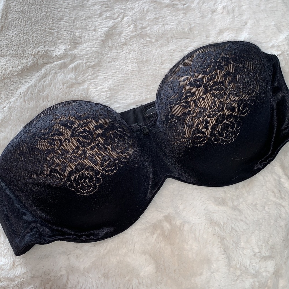 40DD Soma Stunning Support Lightly lined strapless bra